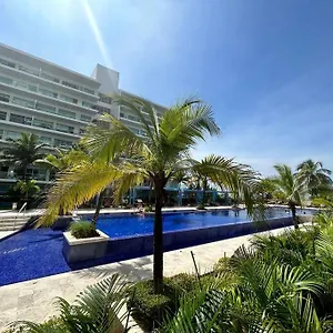 Apartment Beachfront Bliss-2br Haven Steps From Sandy Shores, Cartagena